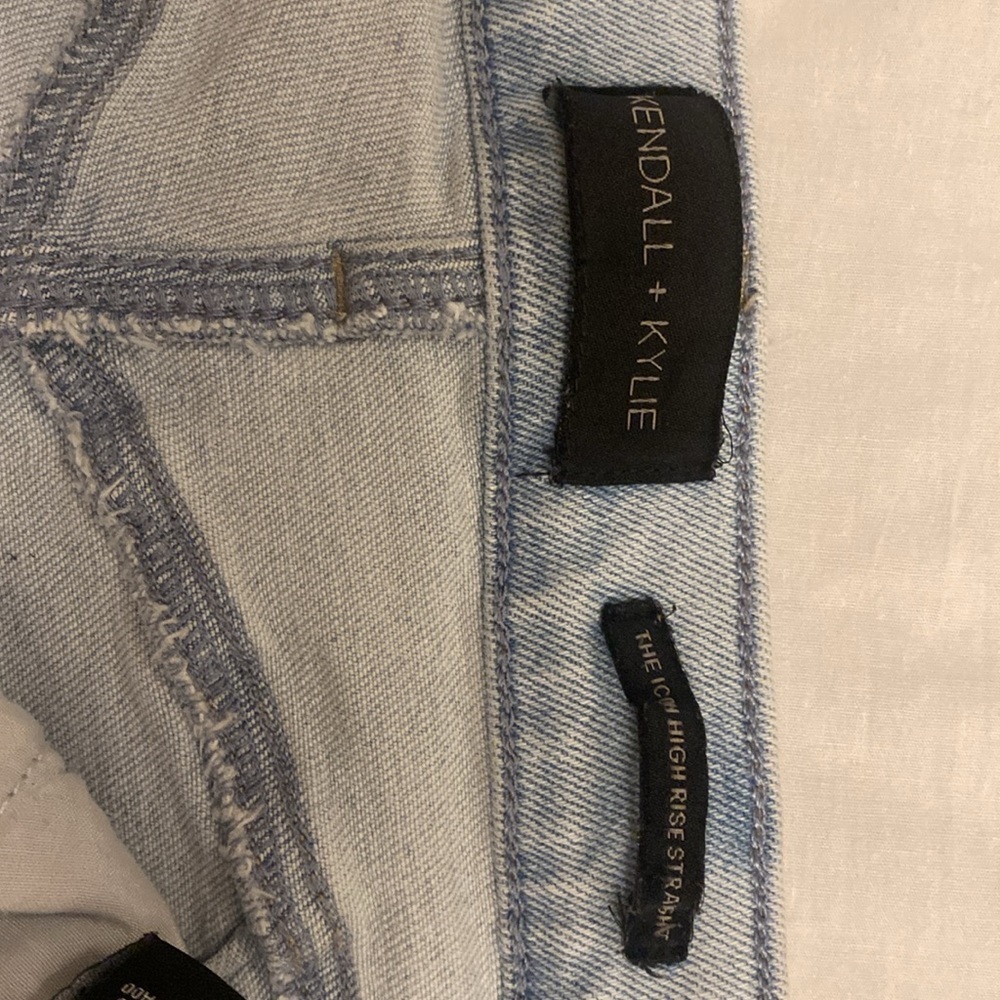 Kendall & Kylie The Icon High Rise Straight Leg Jeans Size 7 - Picture 9 of 12